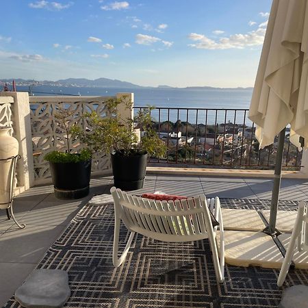 Superbe Terrasse Avec Vue Panoramique Sur La Mer Marsella Exterior foto