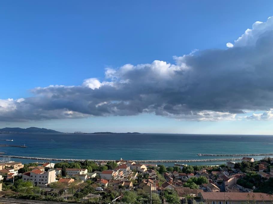 Superbe Terrasse Avec Vue Panoramique Sur La Mer Marsella Exterior foto