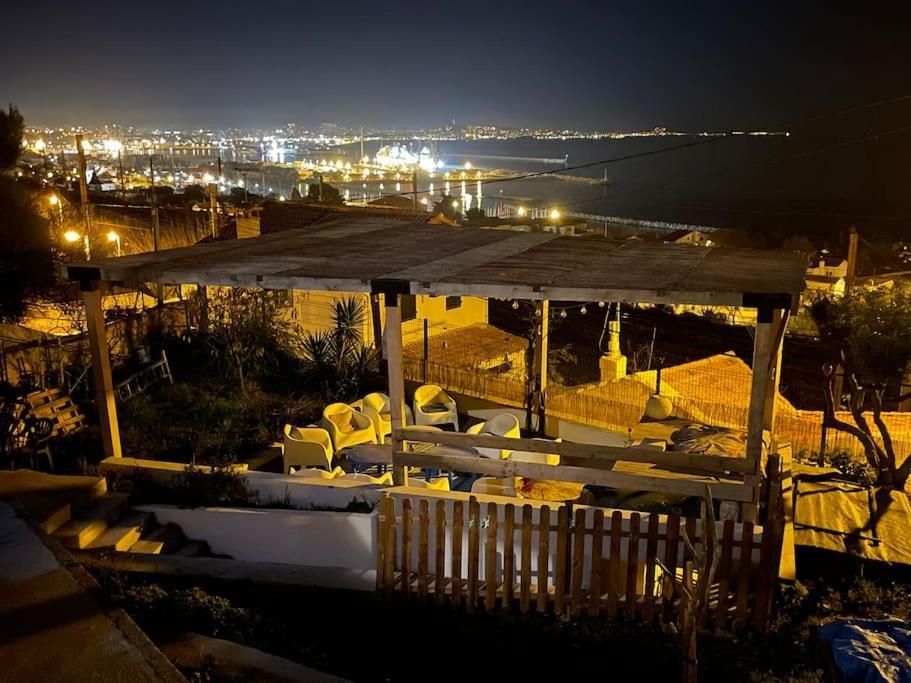 Superbe Terrasse Avec Vue Panoramique Sur La Mer Marsella Exterior foto